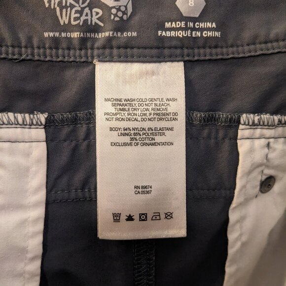 Women's Lightweight Mountain Hardwear Shorts, Size 8 - Picture 10 of 12